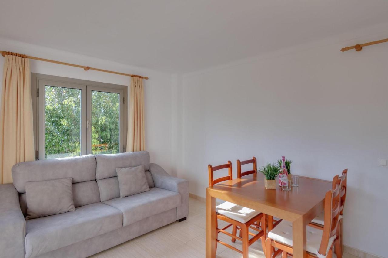 Apartment Yourhouse Roses 9 *